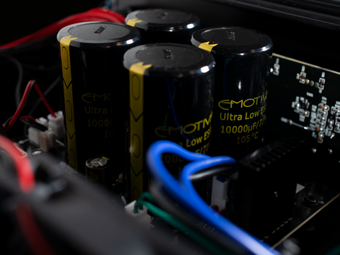 Emotiva BasX A2+ Wzmacniacz mocy stereo