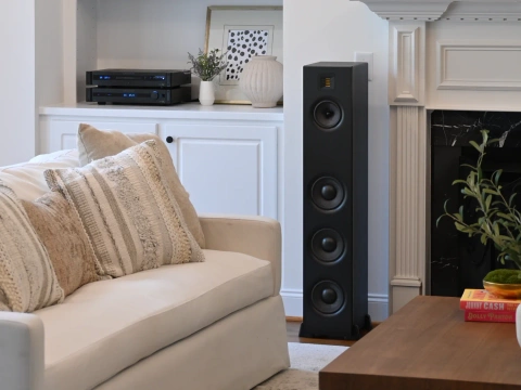 Emotiva BasX CD1 Odtwarzacz płyt CD